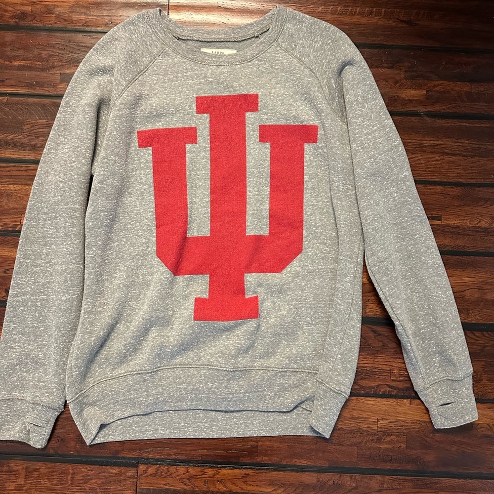 IU Crewneck